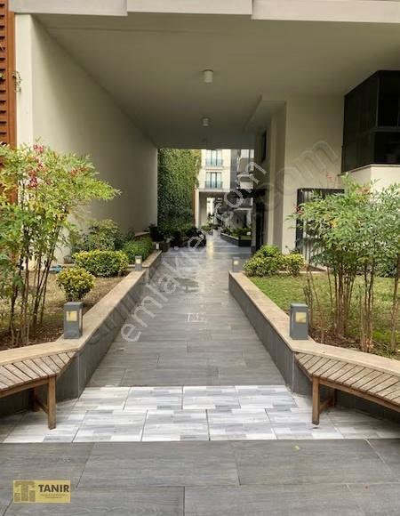 Bahçeşehir Gölet Manzaralı Kısa Katlı Sitede Kiralık 3+1 Daire - Görsel 26