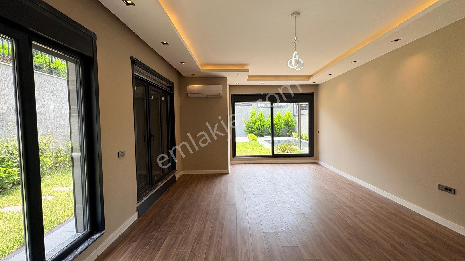 Beylikdüzü' Nde Satılık 6+2 İkiz Villa - Görsel 23