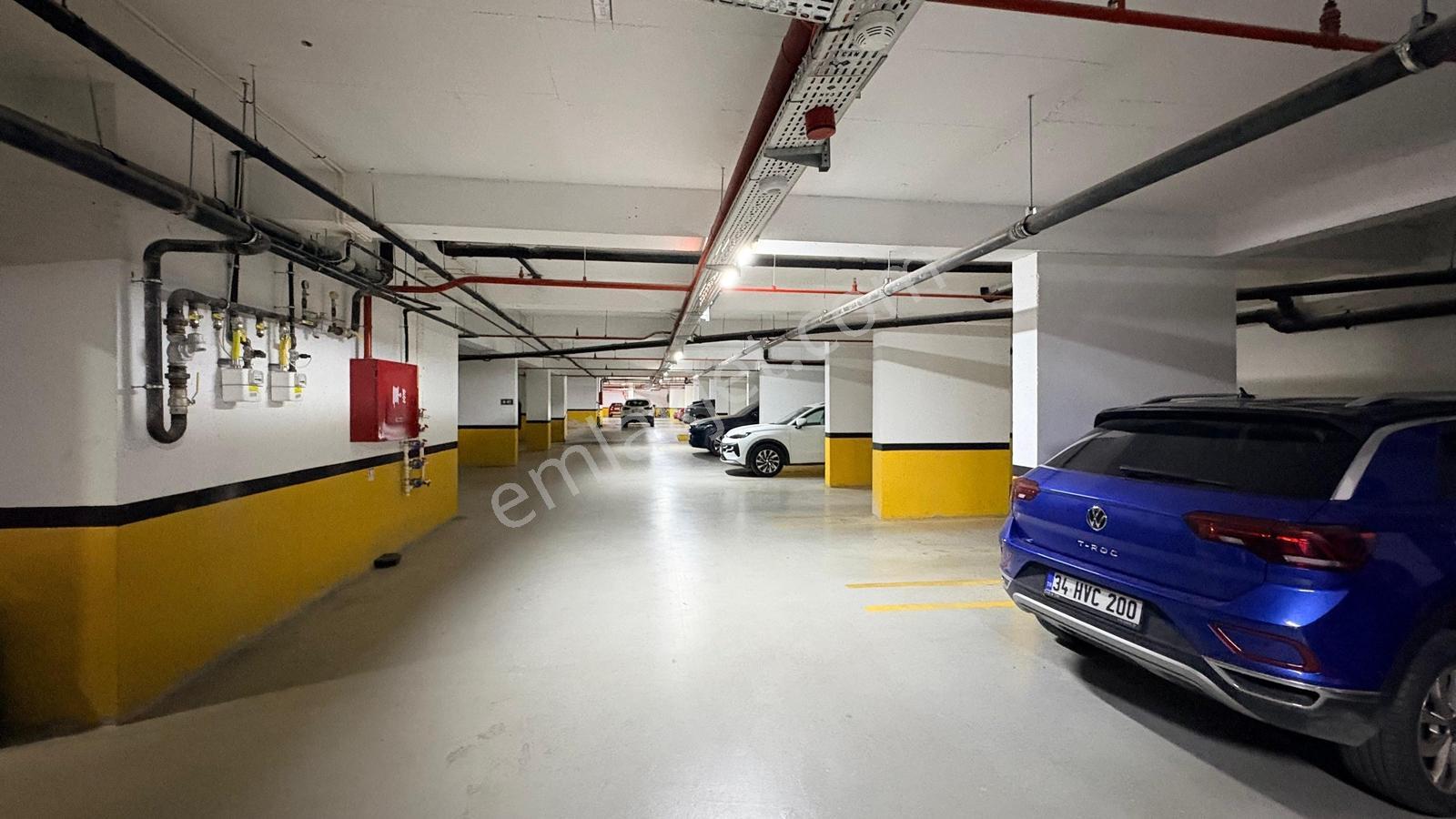 Beylikdüzü Adnan Kahveci Mahallesi Kiralık Dükkan - Görsel 19