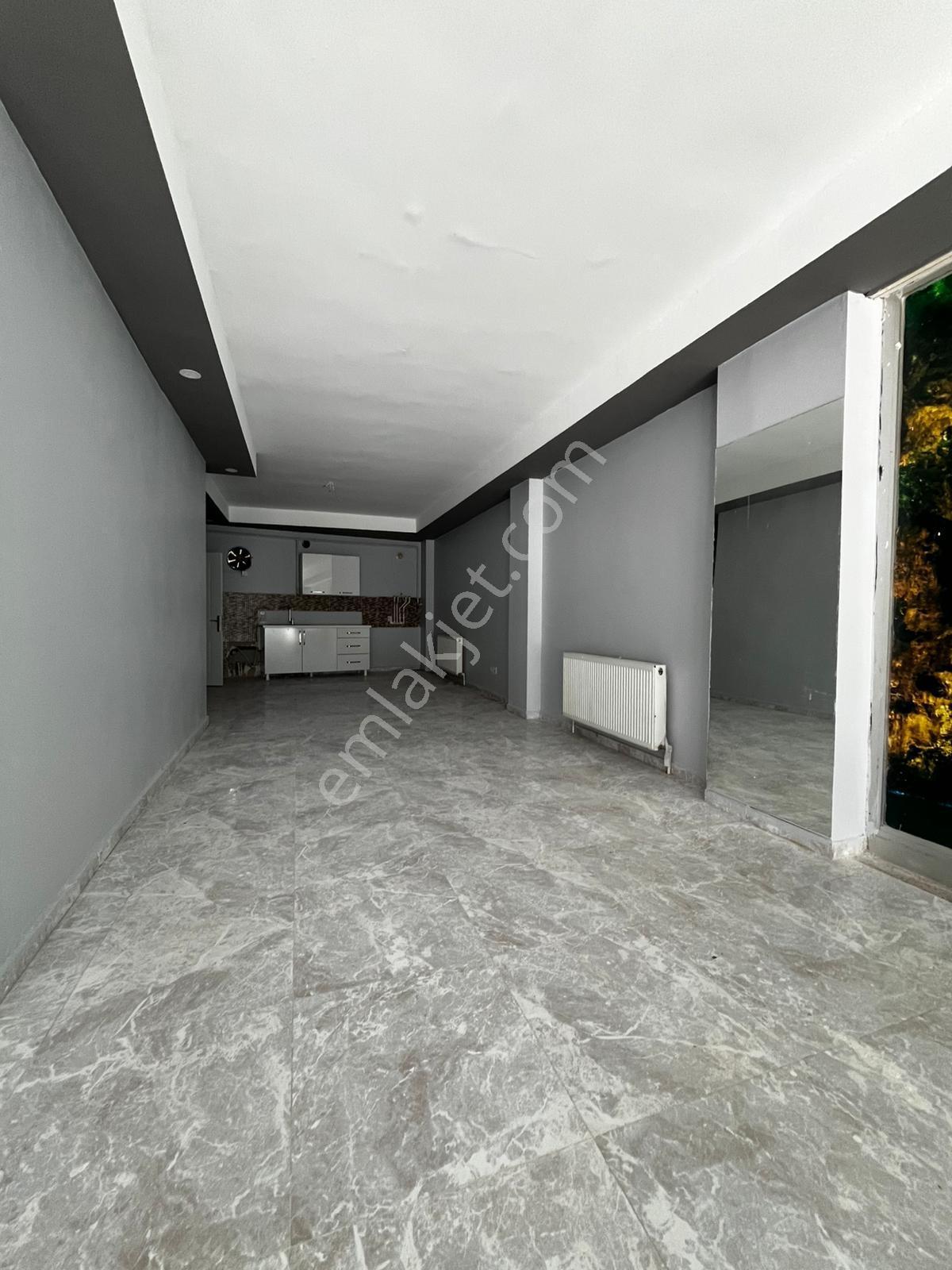Beylikdüzü Gürpınar Merkez'de Kiralık 150 M2 Dükkan - Görsel 9