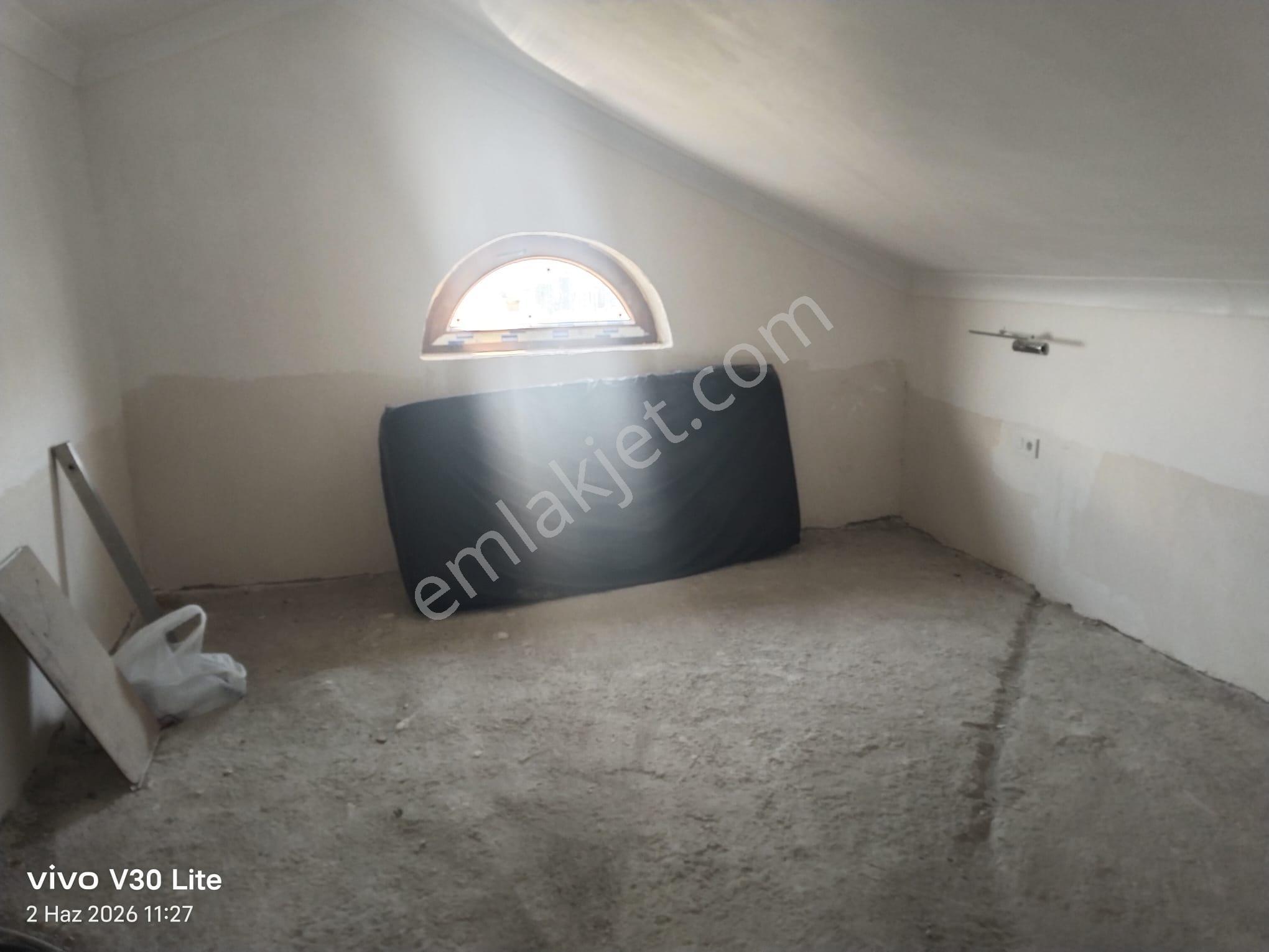 Bağlıca Mavi Ev Sitesinde Natamam 6+2 Satılık Müstakil Villa - Görsel 24