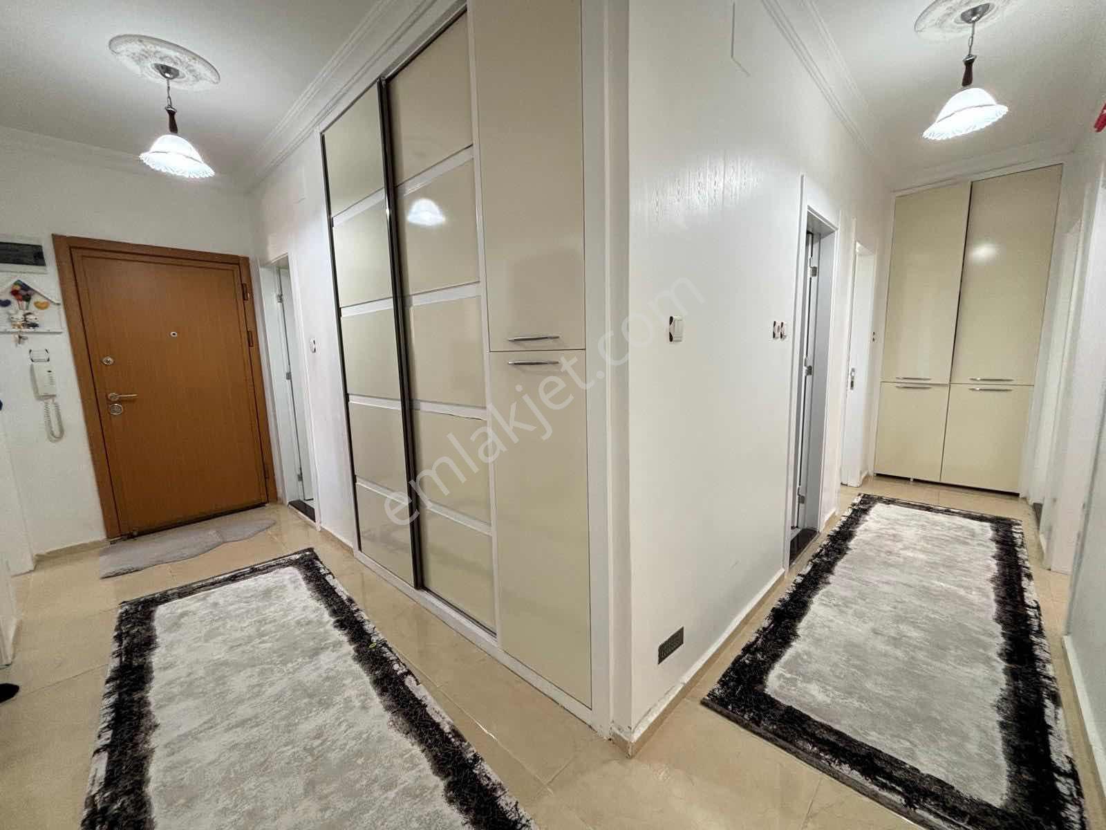 Remax Yeni'den İpeksaray Sitesinde Emsallerinden Uygun 4+1 Daire - Görsel 29