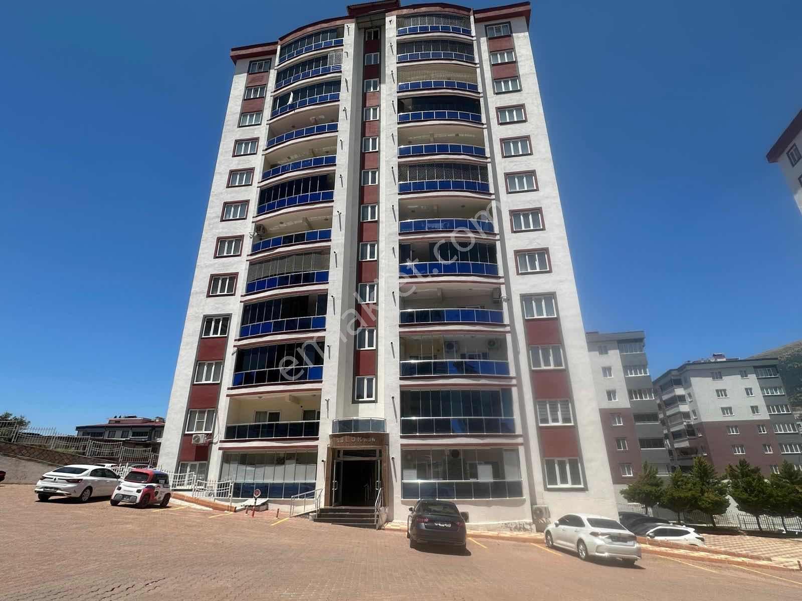 Remax Yeni'den İpeksaray Sitesinde Emsallerinden Uygun 4+1 Daire - Görsel 6