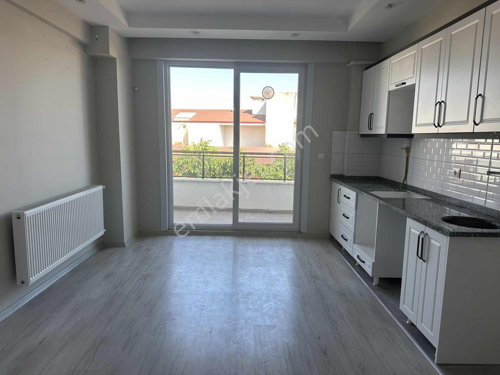 2+1 Doğalgazlı İskanlı Kiralık Köşe Daire - Görsel 4