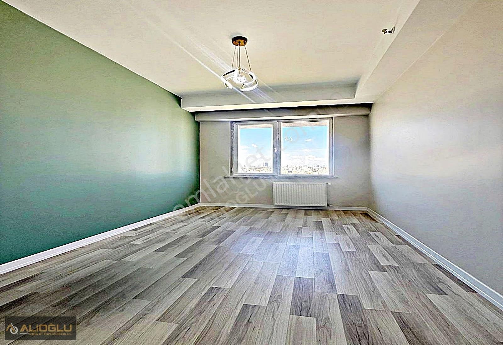 Metrobüse 10dk Mesafe Tam Donanımlı Siteiçi Ebeveyn Banyolu 3+1 - Görsel 13