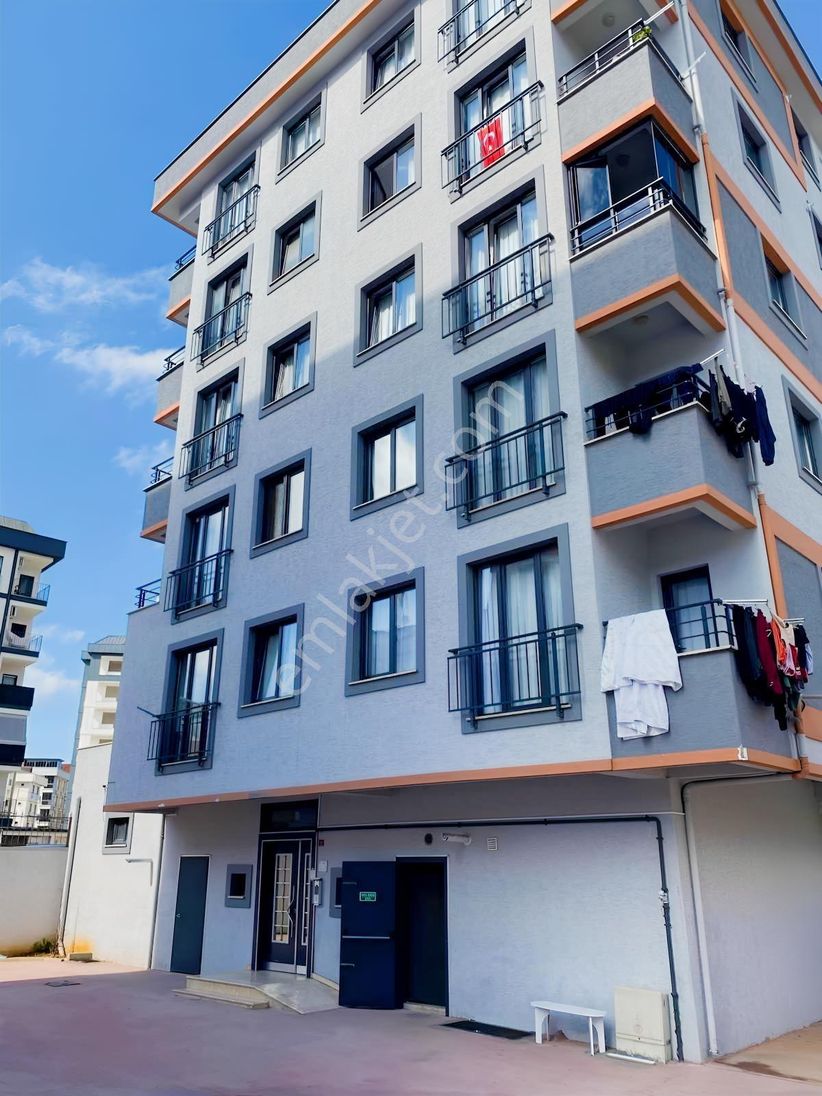 Adil Mah.bosna Bul.bal Et Olduğu Bina 2+1 Kiralık Daire - Görsel 12