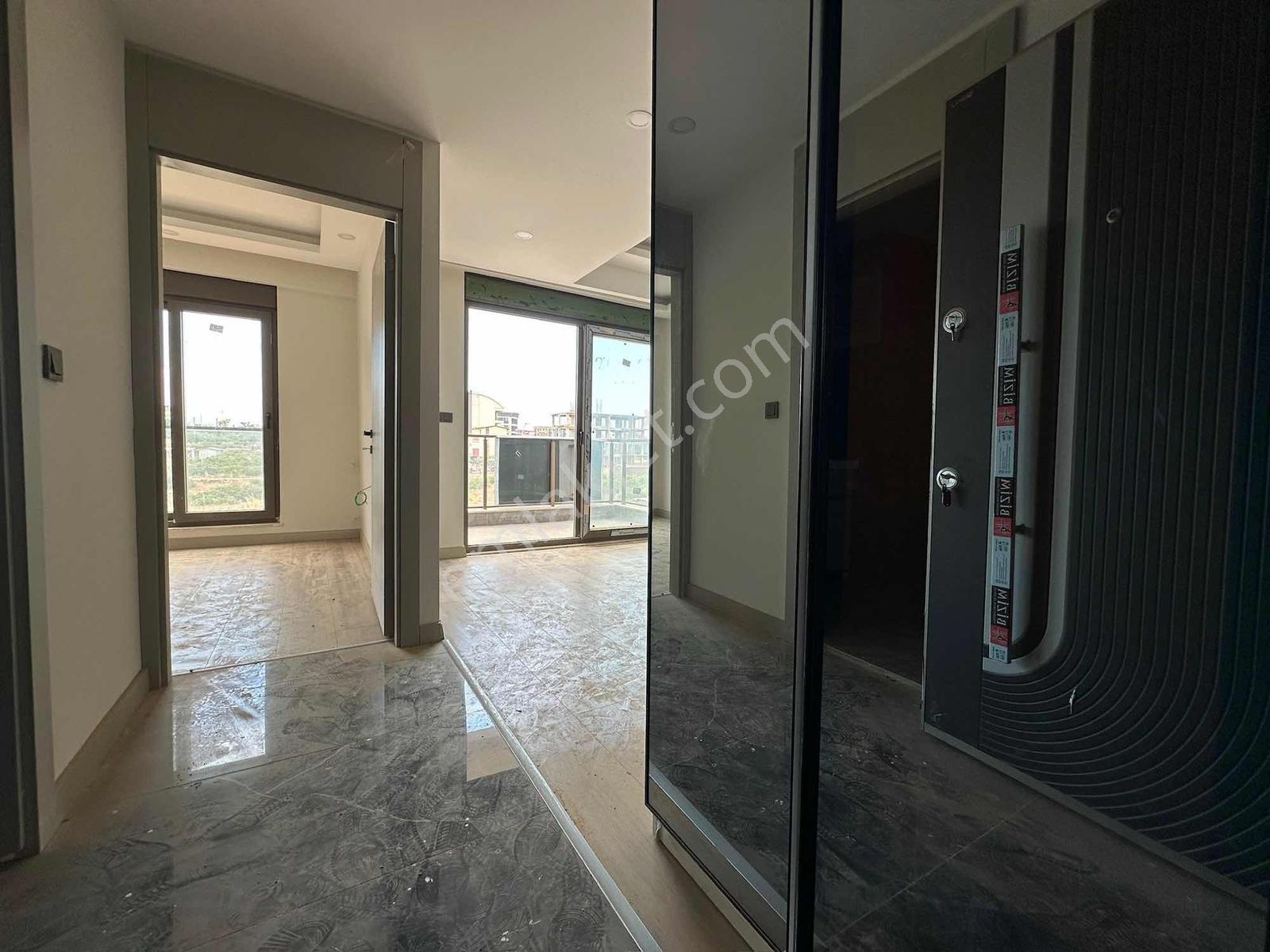 Site İçi | K.otopark | Ara Kat Satılık 1+1 - Görsel 11