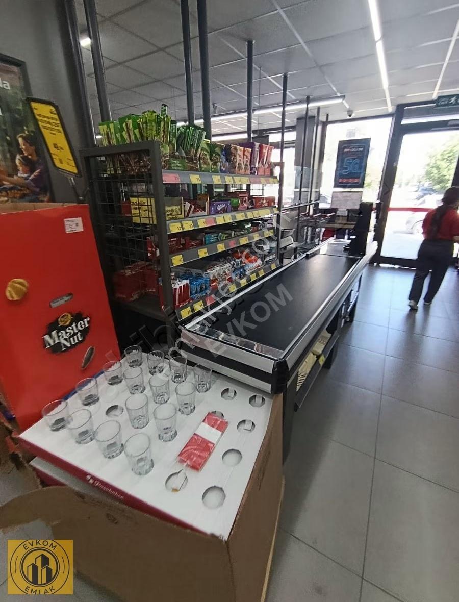 Bölge Değerine Göre Uygun Bim Kiracılı Satılık Dükkan - Görsel 12