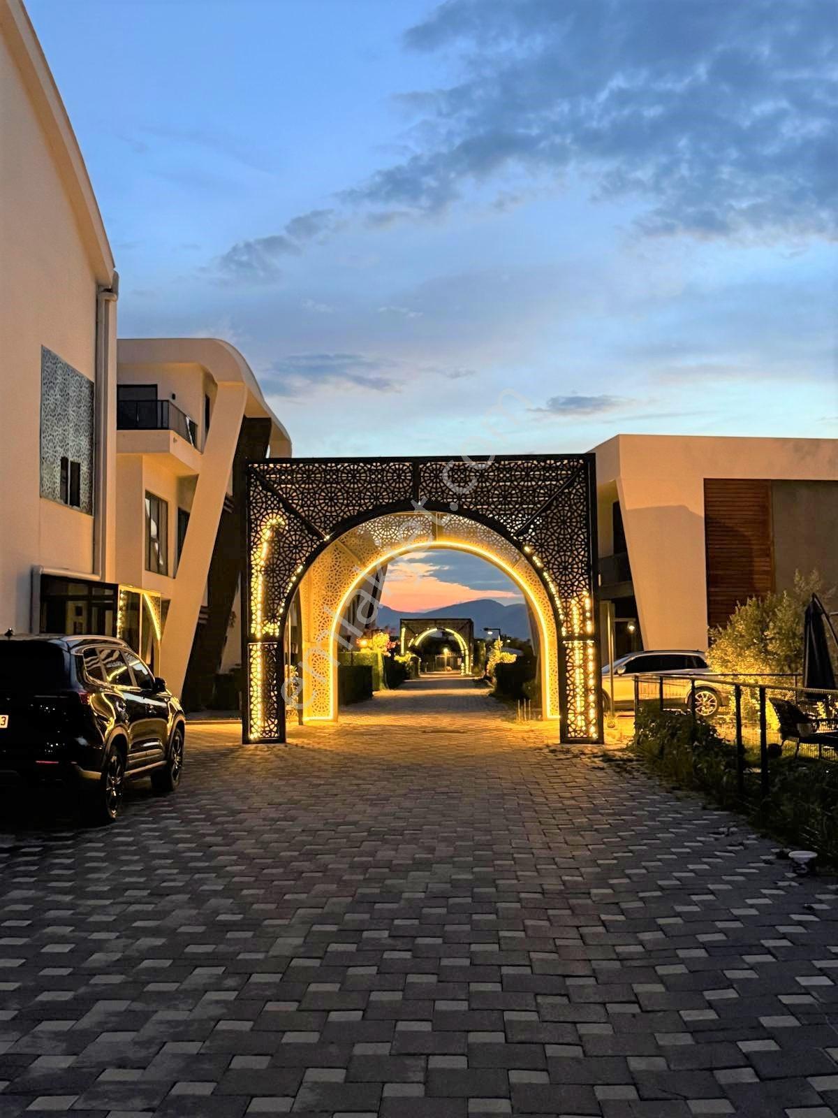 Site İçi (akıllı Ev Sis & Havuzlu) Satılık 4+1 Tripleks Villa - Görsel 35