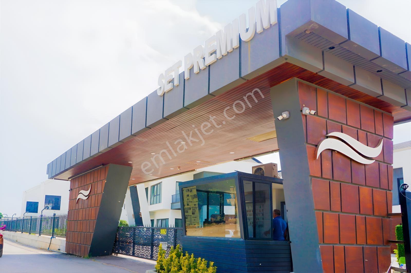 Site İçi (akıllı Ev Sis & Havuzlu) Satılık 4+1 Tripleks Villa - Görsel 34