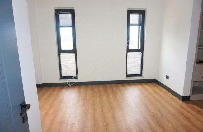 Site İçi (akıllı Ev Sis & Havuzlu) Satılık 4+1 Tripleks Villa - Görsel 13