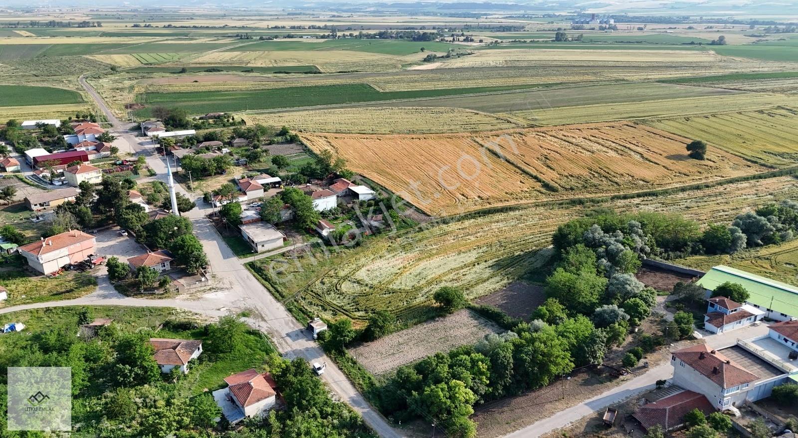 Utku Emlak T.dağ Hayrabolu Karayahşi Köyü Tek Tapu 1133m2 Arsa - Görsel 6