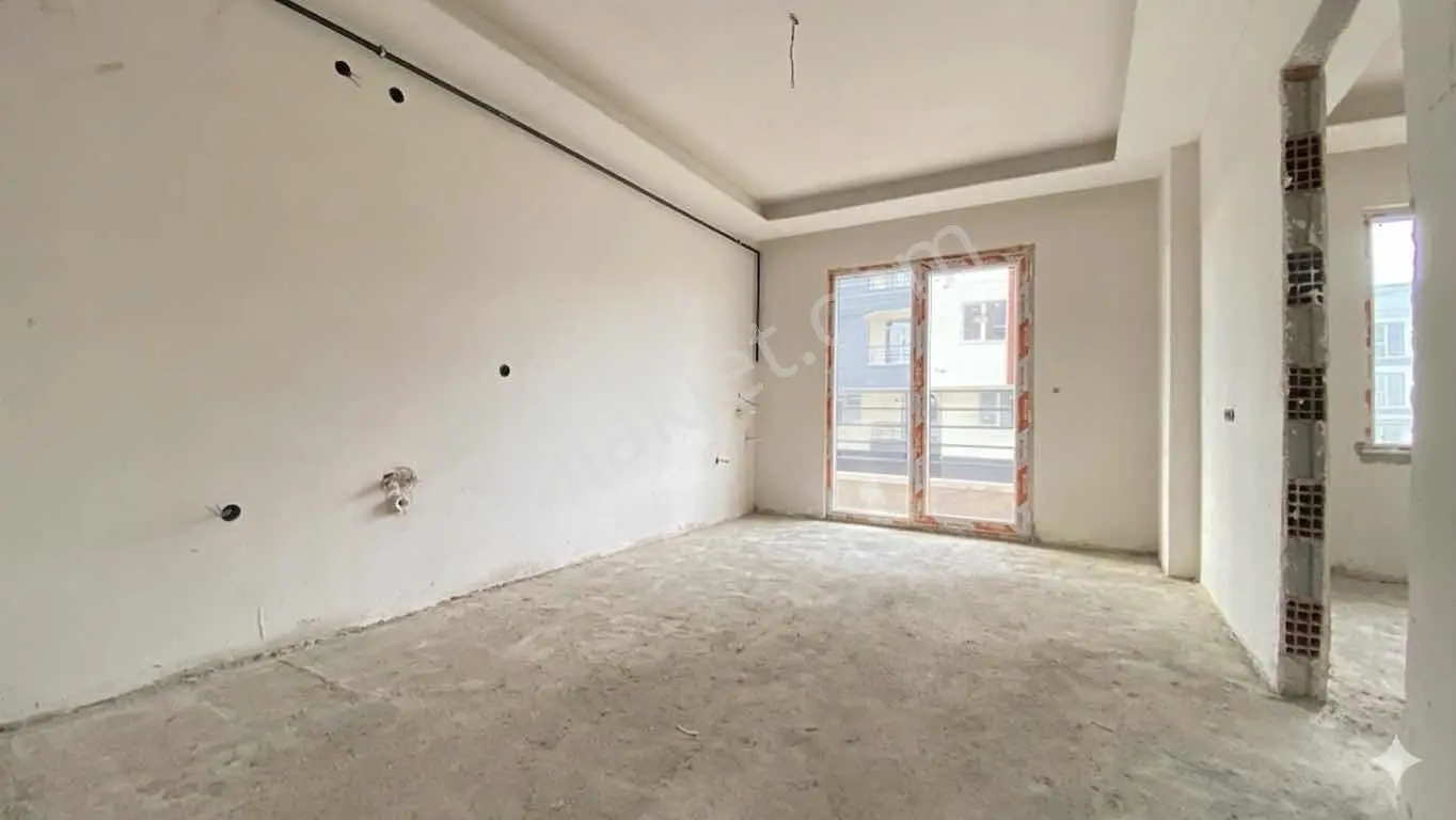 Aratol İstiklal'de Eşyalı Balkonlu Satılık 1+1 Daire - Görsel 4