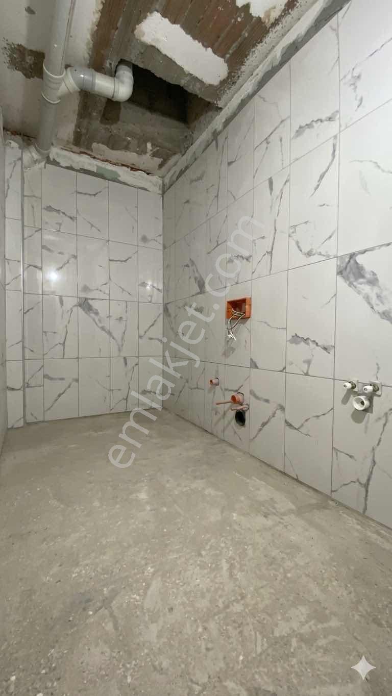 Aratol İstiklal'de Eşyalı Balkonlu Satılık 1+1 Daire - Görsel 23