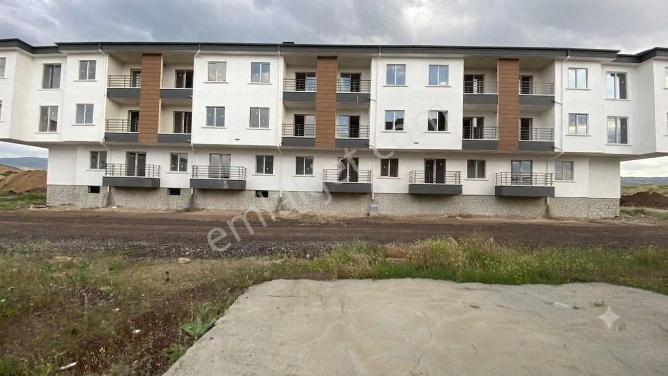 Aratol İstiklal'de Eşyalı Balkonlu Satılık 1+1 Daire - Görsel 21