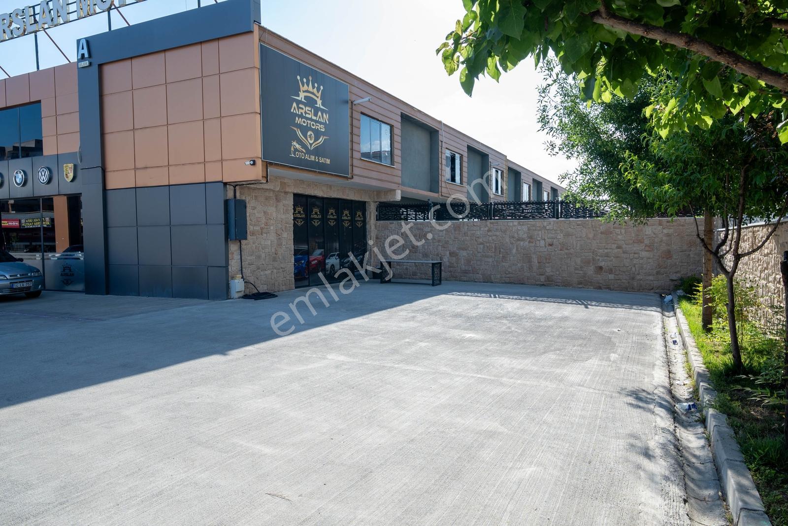 Emlak 72'den Petrol Auto Centerda Satılık Lüks Galeri Showroomu - Görsel 27