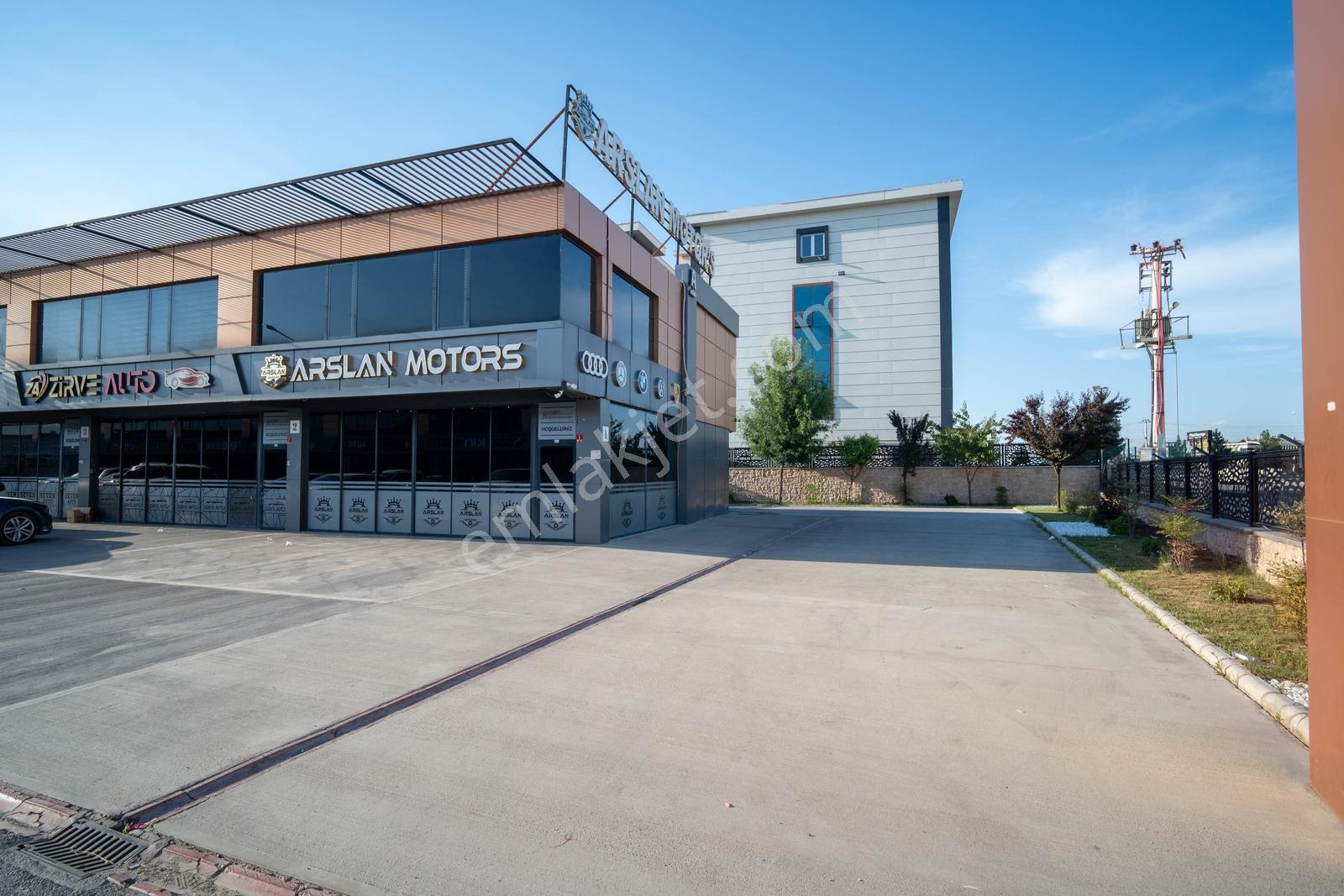Emlak 72'den Petrol Auto Centerda Satılık Lüks Galeri Showroomu - Görsel 31