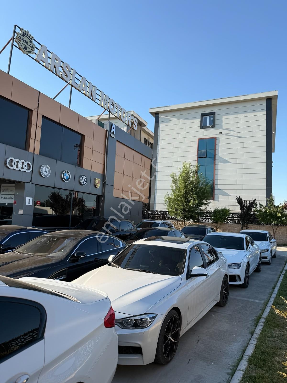Emlak 72'den Petrol Auto Centerda Satılık Lüks Galeri Showroomu - Görsel 5