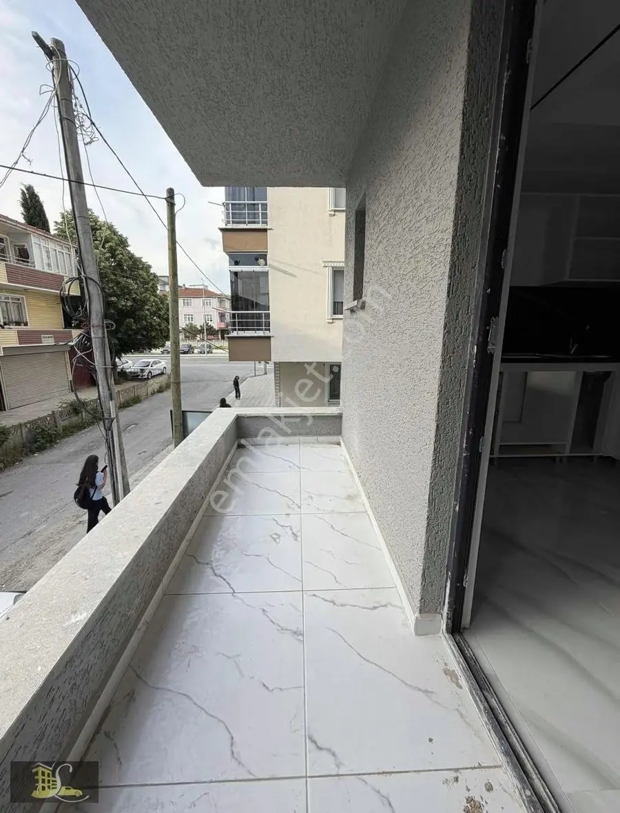 Serdaroğlundan Avm Ve Okullar Bölgesinde Sıfır 2+1 Lüks Daire
