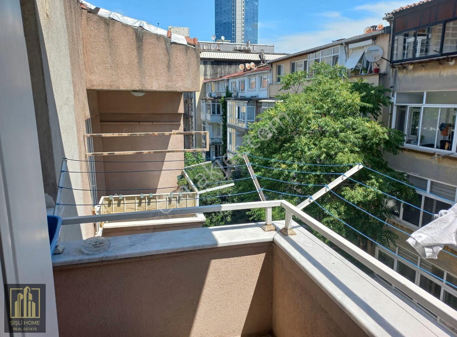 Perihan Sokakda Dubleks 180 M2 5+1 Asansörlü Lüks Daire - Görsel 20