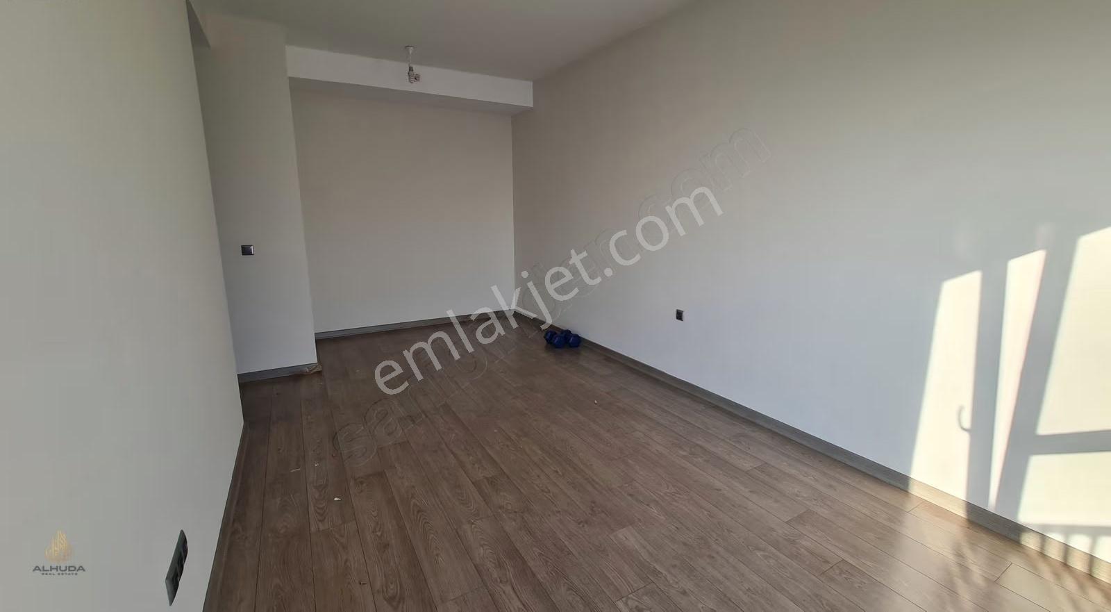 Esenyurt Nlogo Kiralık Daire 3+1 Göl Manzaraı/for Rent Lake View - Görsel 27