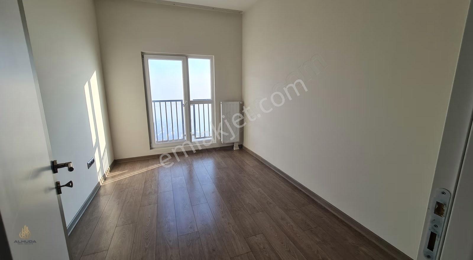 Esenyurt Nlogo Kiralık Daire 3+1 Göl Manzaraı/for Rent Lake View - Görsel 19
