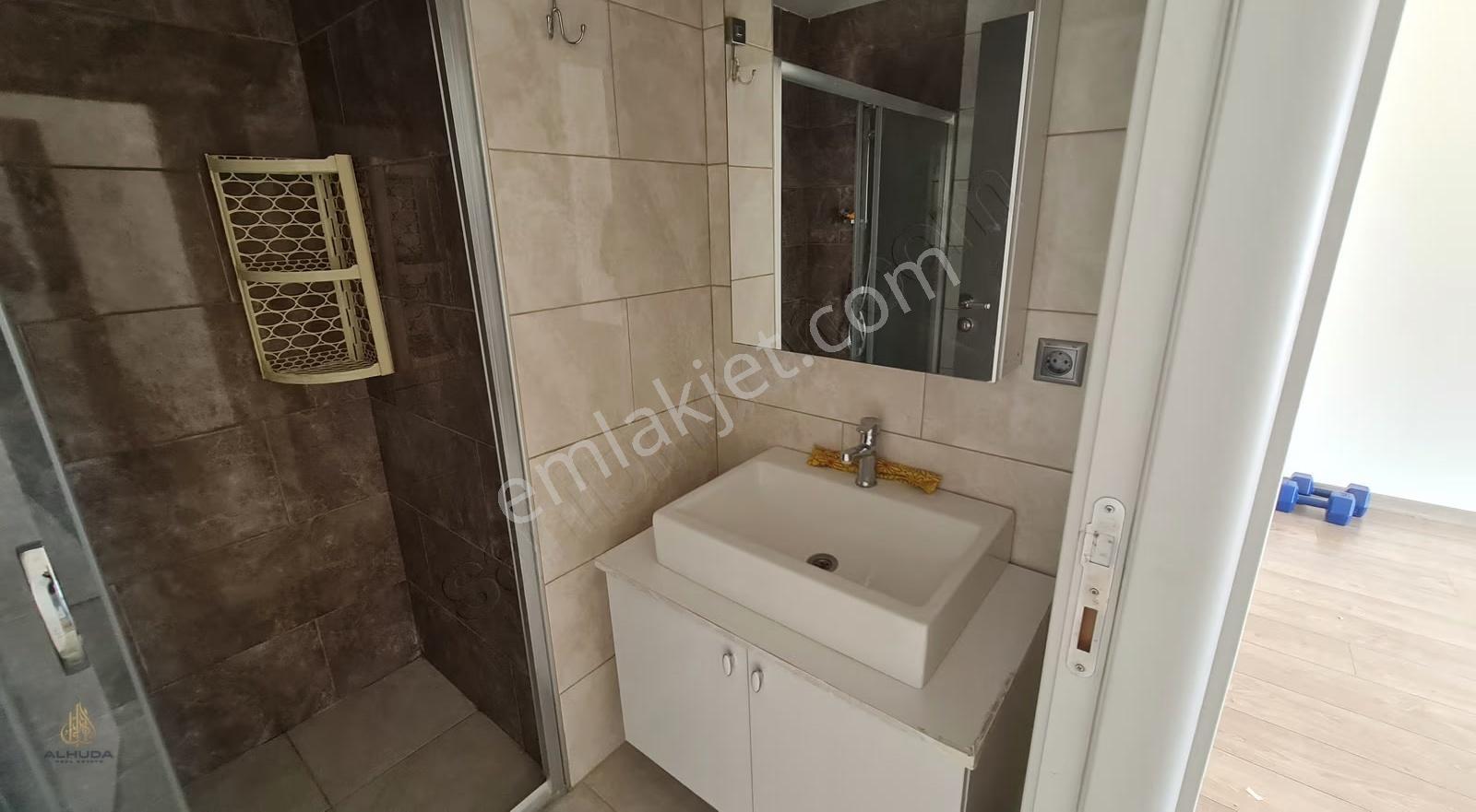 Esenyurt Nlogo Kiralık Daire 3+1 Göl Manzaraı/for Rent Lake View - Görsel 22