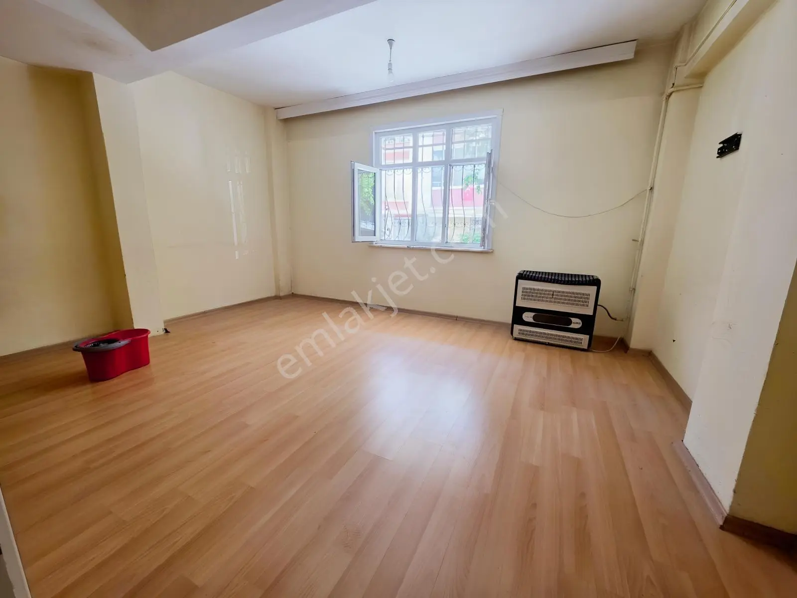 Mimar Emlak'tan Kiralık 1+1 Yüksek Giriş Daire - Görsel 4
