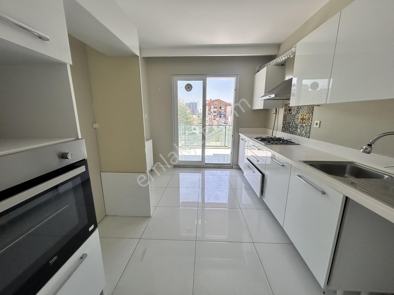 Ataevler Bulvar Lotus'ta Kiralık 3+1 Daire - Görsel 11