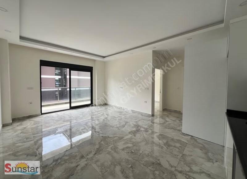 Kleopatra Plajına 500m Eşyasız 60m2 Havuz Cephe Aidat Dahil - Görsel 3