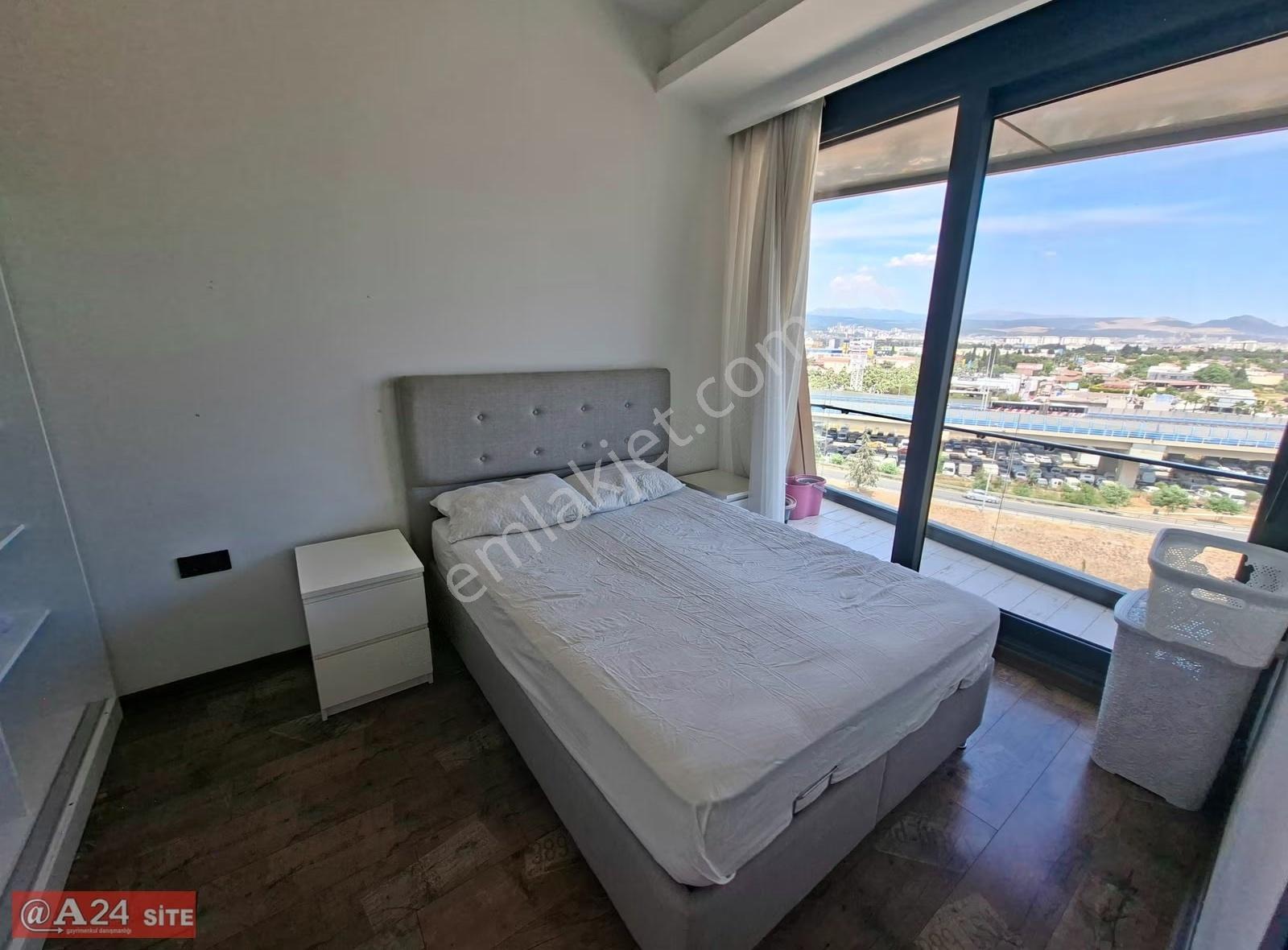 Bornova Avcılar Effect'te Kiralık Ultra Lüx Full Eşyalı 7/24 Gvn - Görsel 9