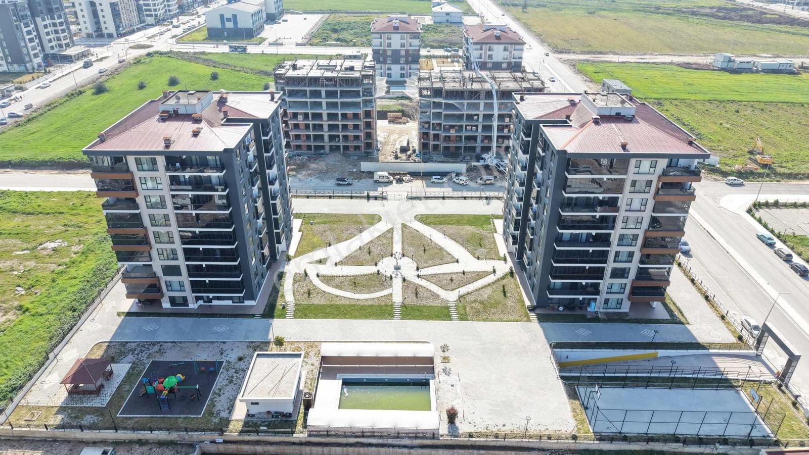 Esenler Westpark Sitesi Geniş Cam Balkon 130m2 Kiralık Daire - Görsel 35