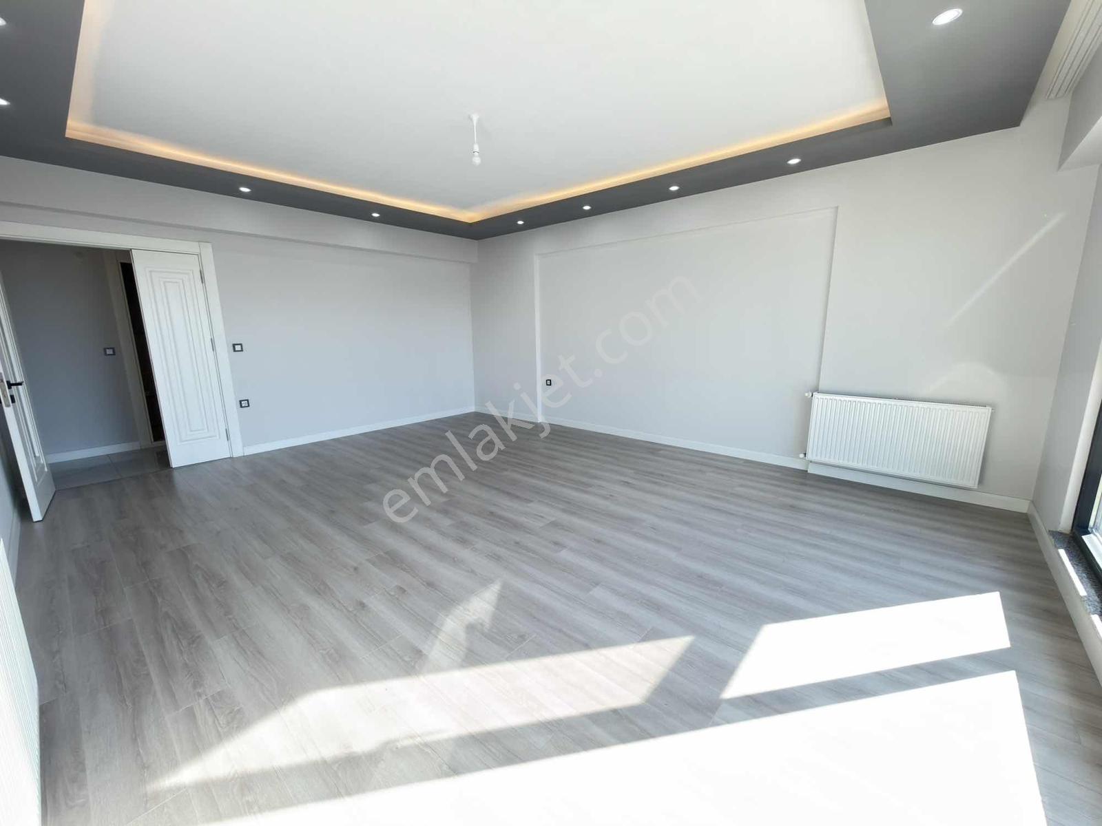 Esenler Westpark Sitesi Geniş Cam Balkon 130m2 Kiralık Daire - Görsel 4