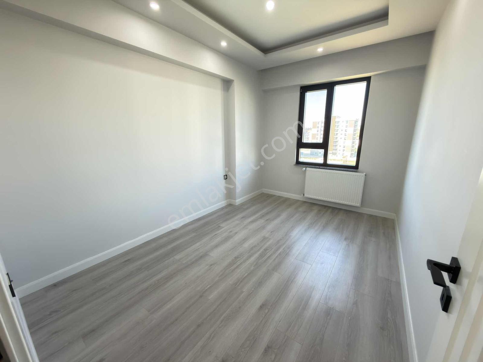 Esenler Westpark Sitesi Geniş Cam Balkon 130m2 Kiralık Daire - Görsel 6