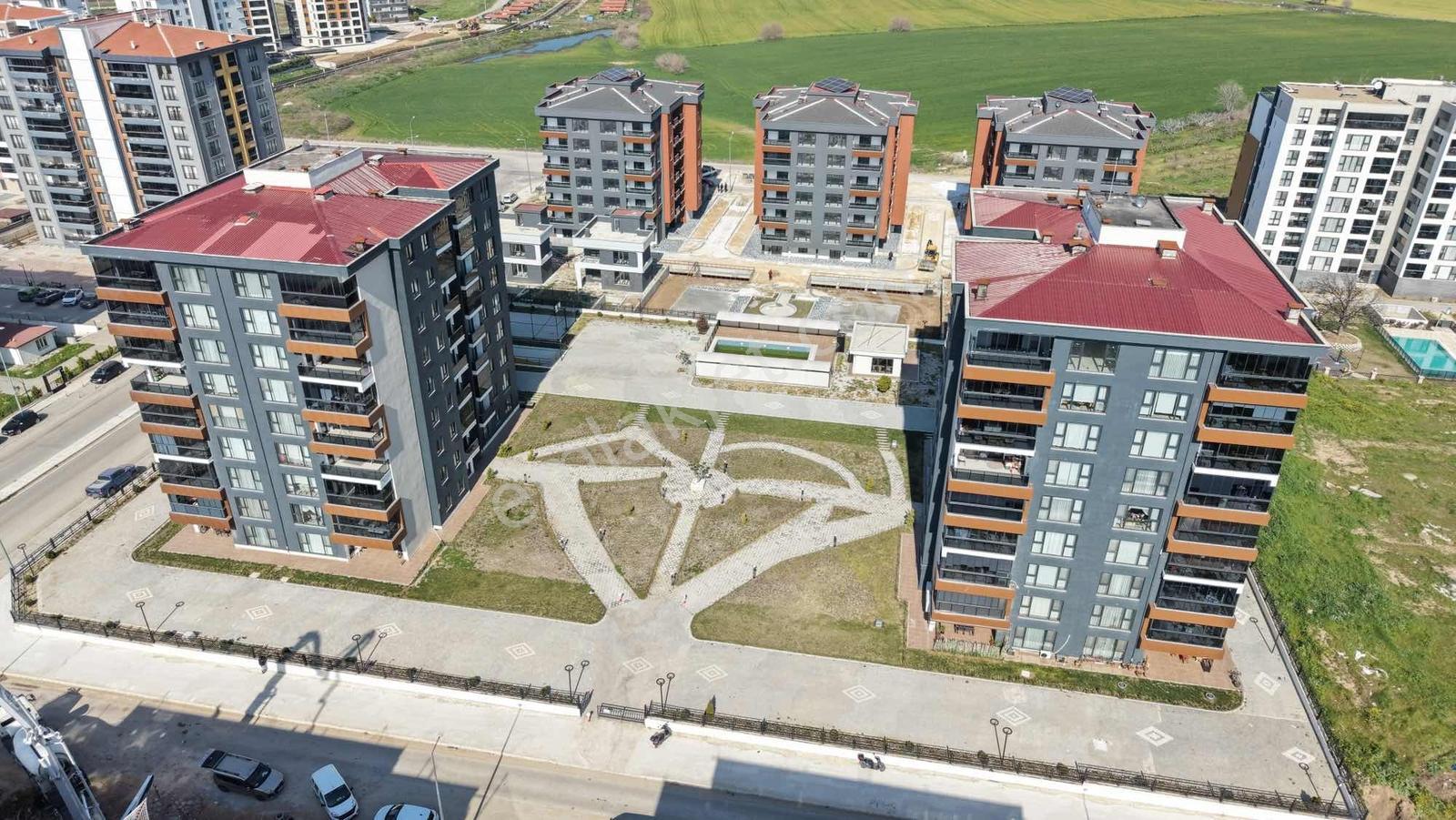 Esenler Westpark Sitesi Geniş Cam Balkon 130m2 Kiralık Daire - Görsel 11