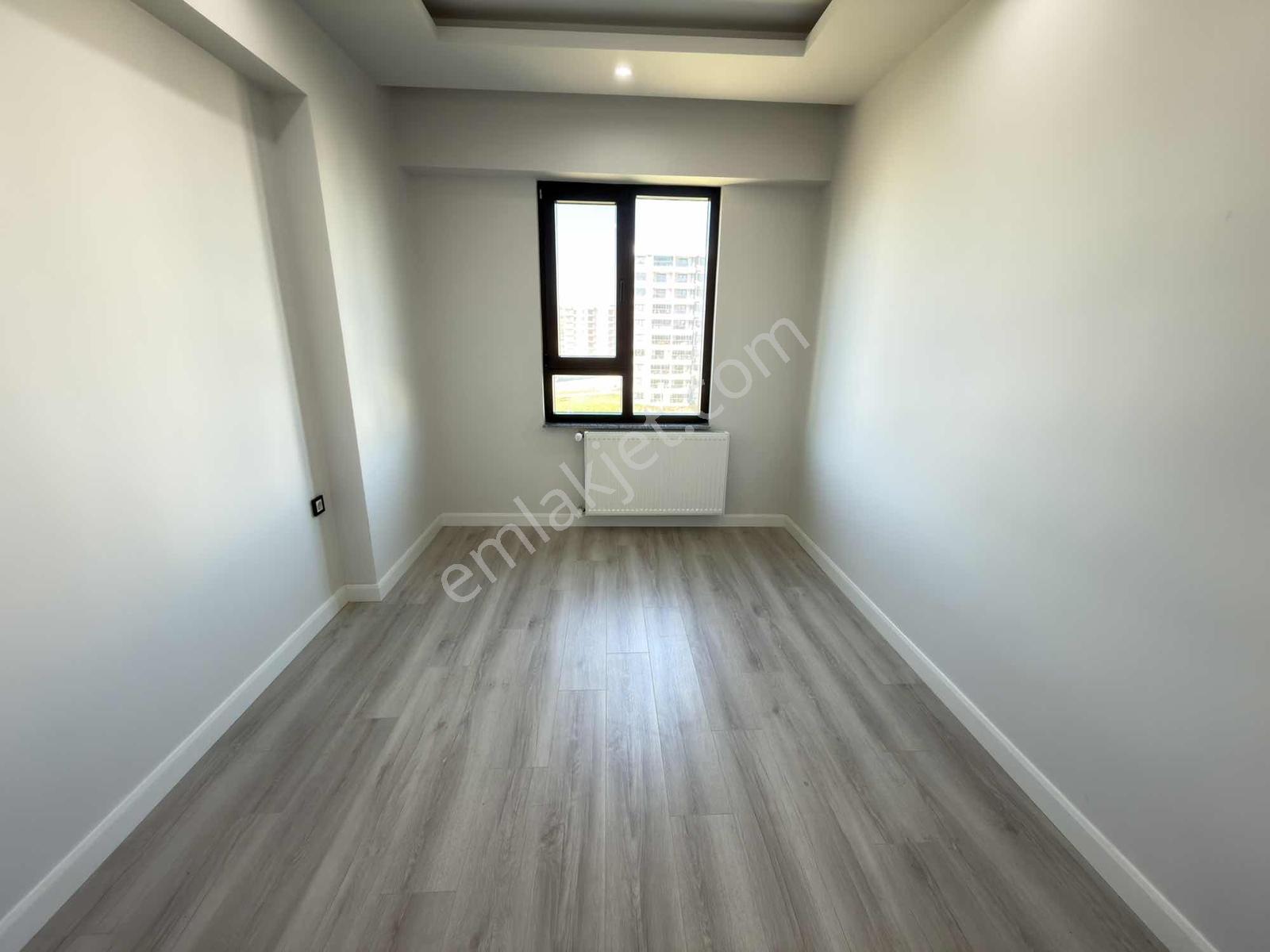 Esenler Westpark Sitesi Geniş Cam Balkon 130m2 Kiralık Daire - Görsel 28