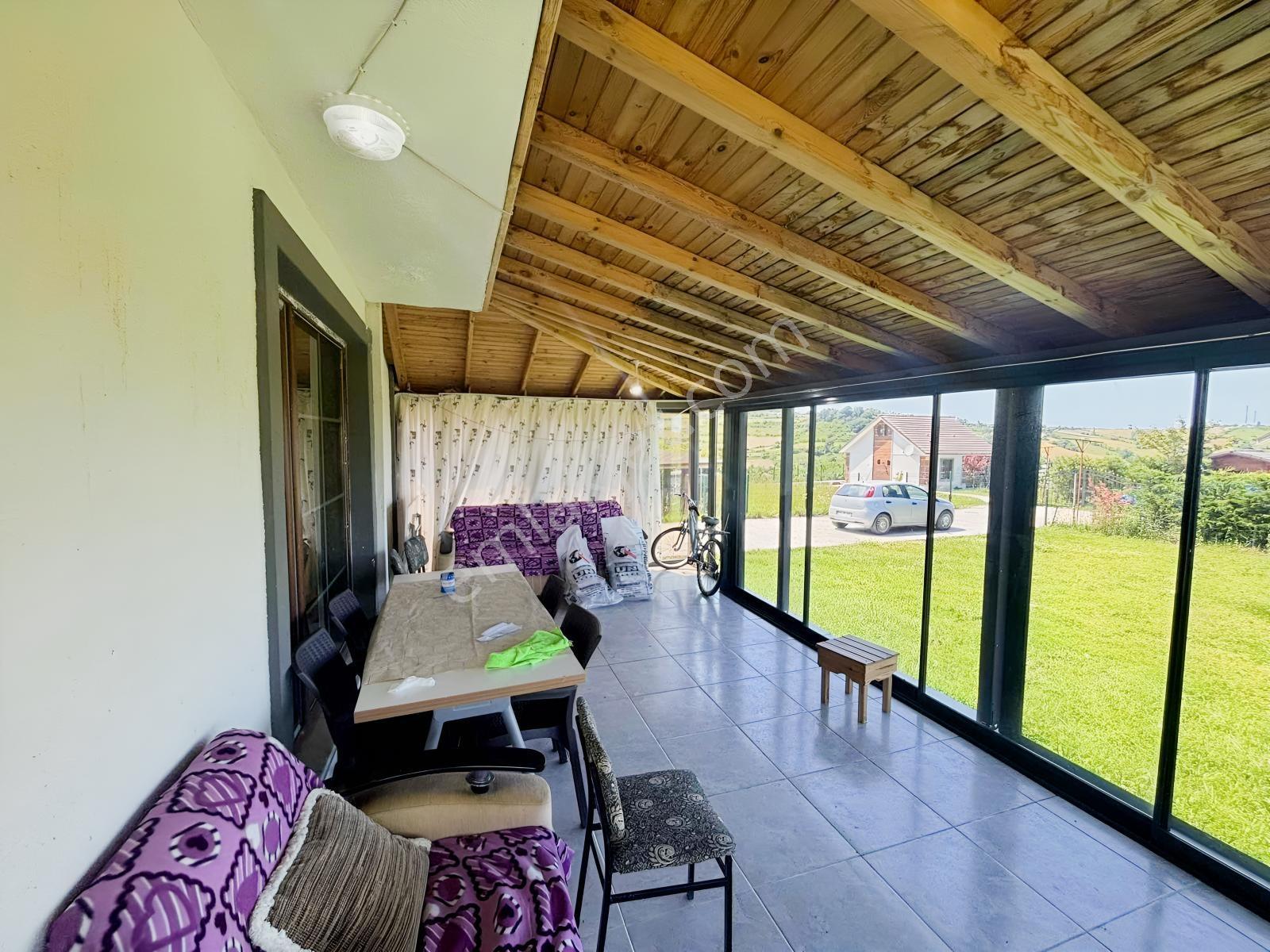 Alaçam Çeşme'de Deniz Manzaralı Geniş Bahçeli Ultra Lüks Villa - Görsel 13