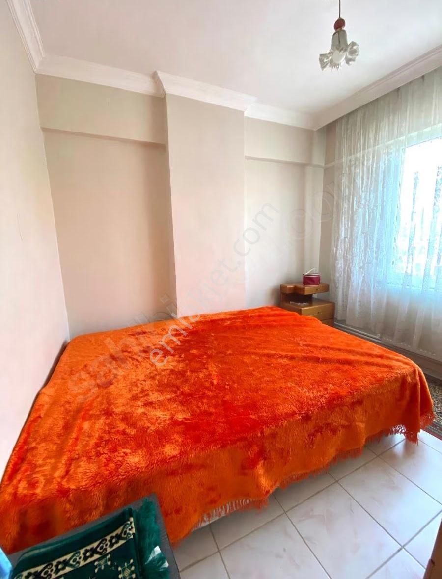 Yalova Çınarcık Havuzlu Sitede Eşyalı Kiralık 2+1 Daire - Görsel 4