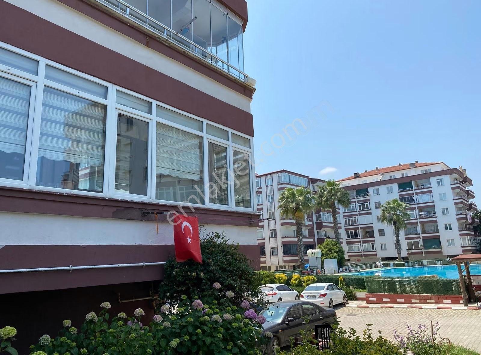 Yalova Çınarcık Havuzlu Sitede Eşyalı Kiralık 2+1 Daire - Görsel 11