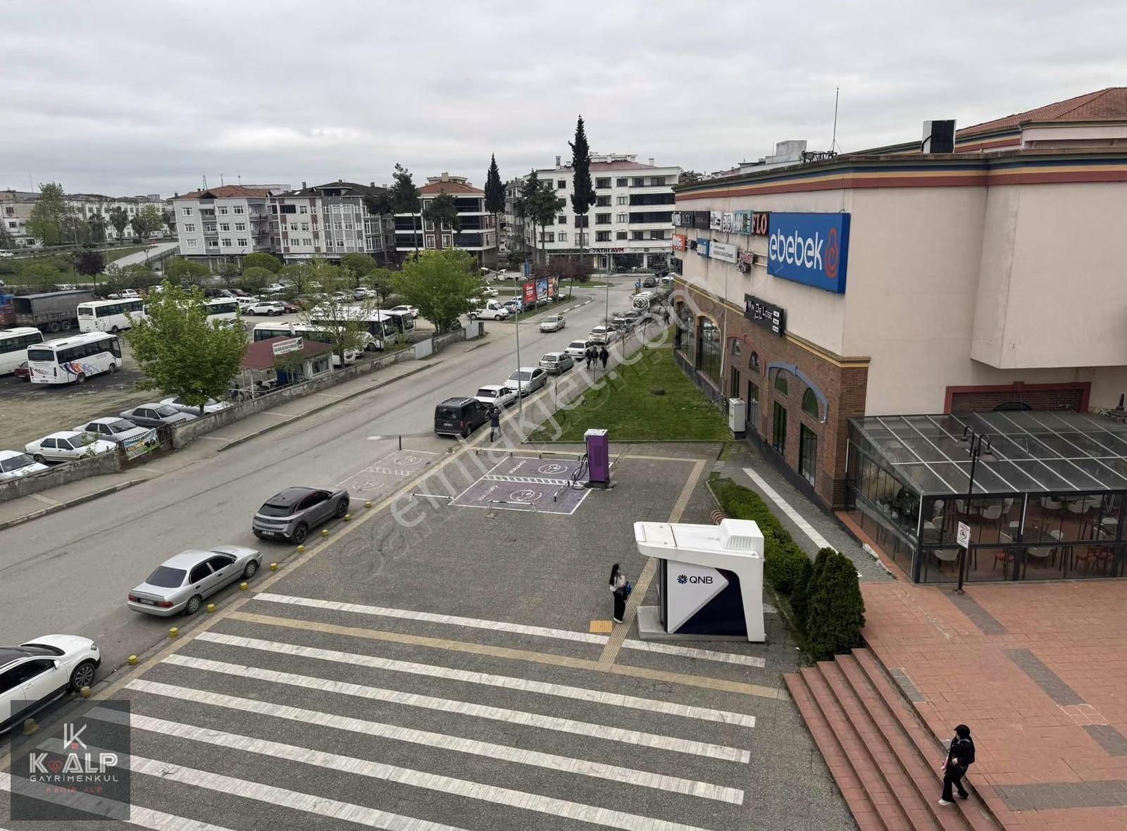 Avm'nin Yanında Satılık 3+1 Daire Asansörlü Arakatta - Görsel 7
