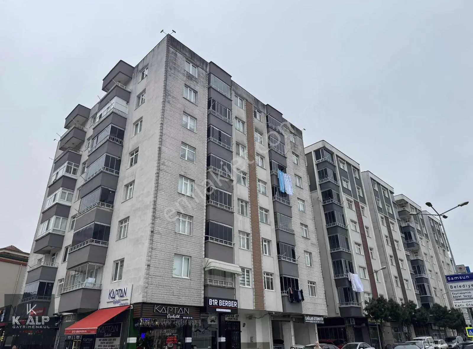 Avm'nin Yanında Satılık 3+1 Daire Asansörlü Arakatta