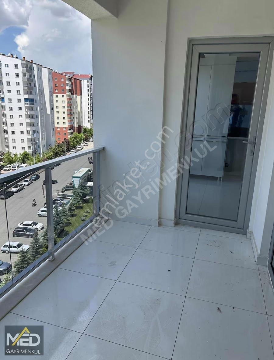 İstanbul Park Sitesinde Şeyhşamıl Mahallesinde Kiralık 2+1 Daire - Görsel 8