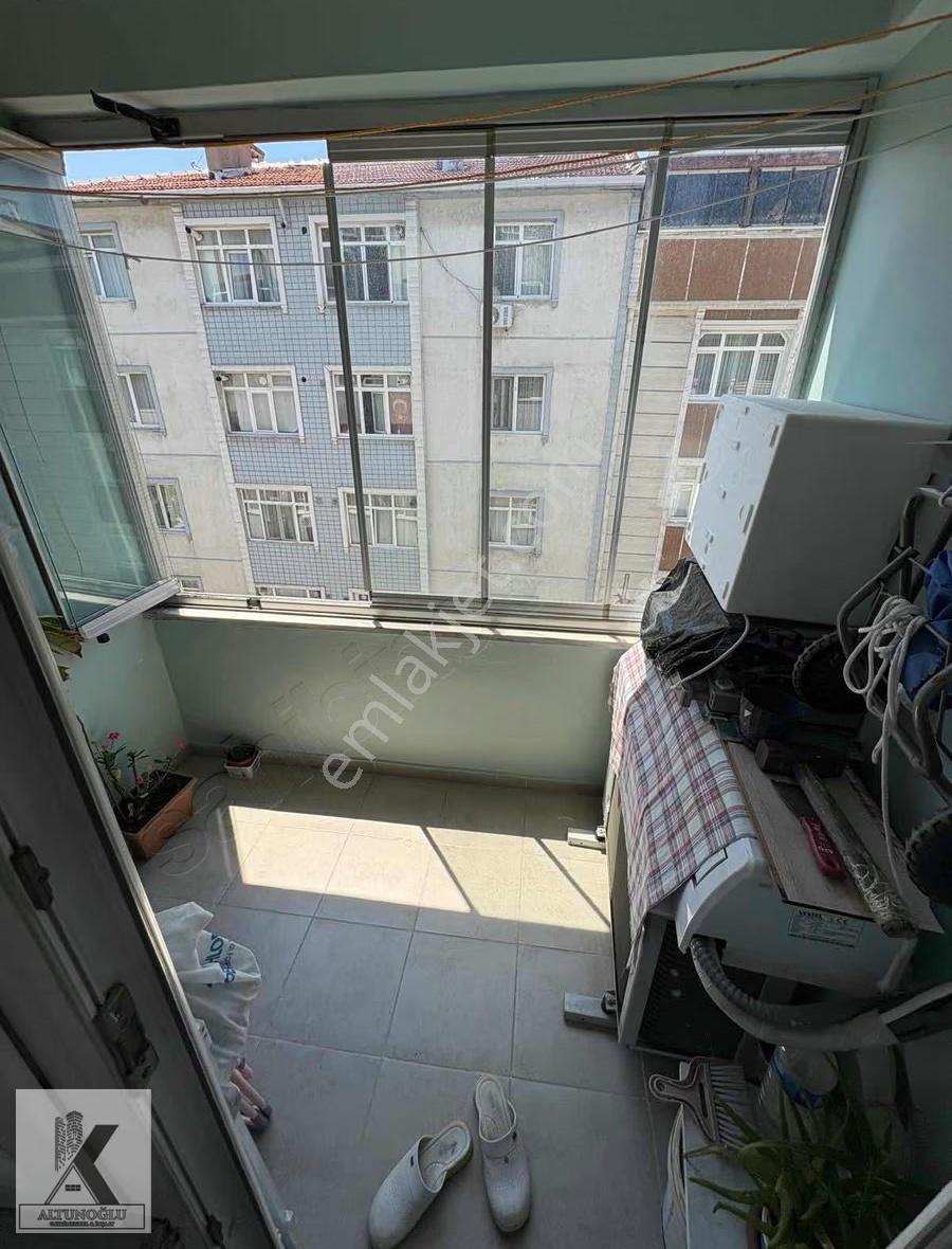 Altunoğlu"ndan Cihangir Merkezde Metrobüs Yakını 2+1 Ara Kat - Görsel 17