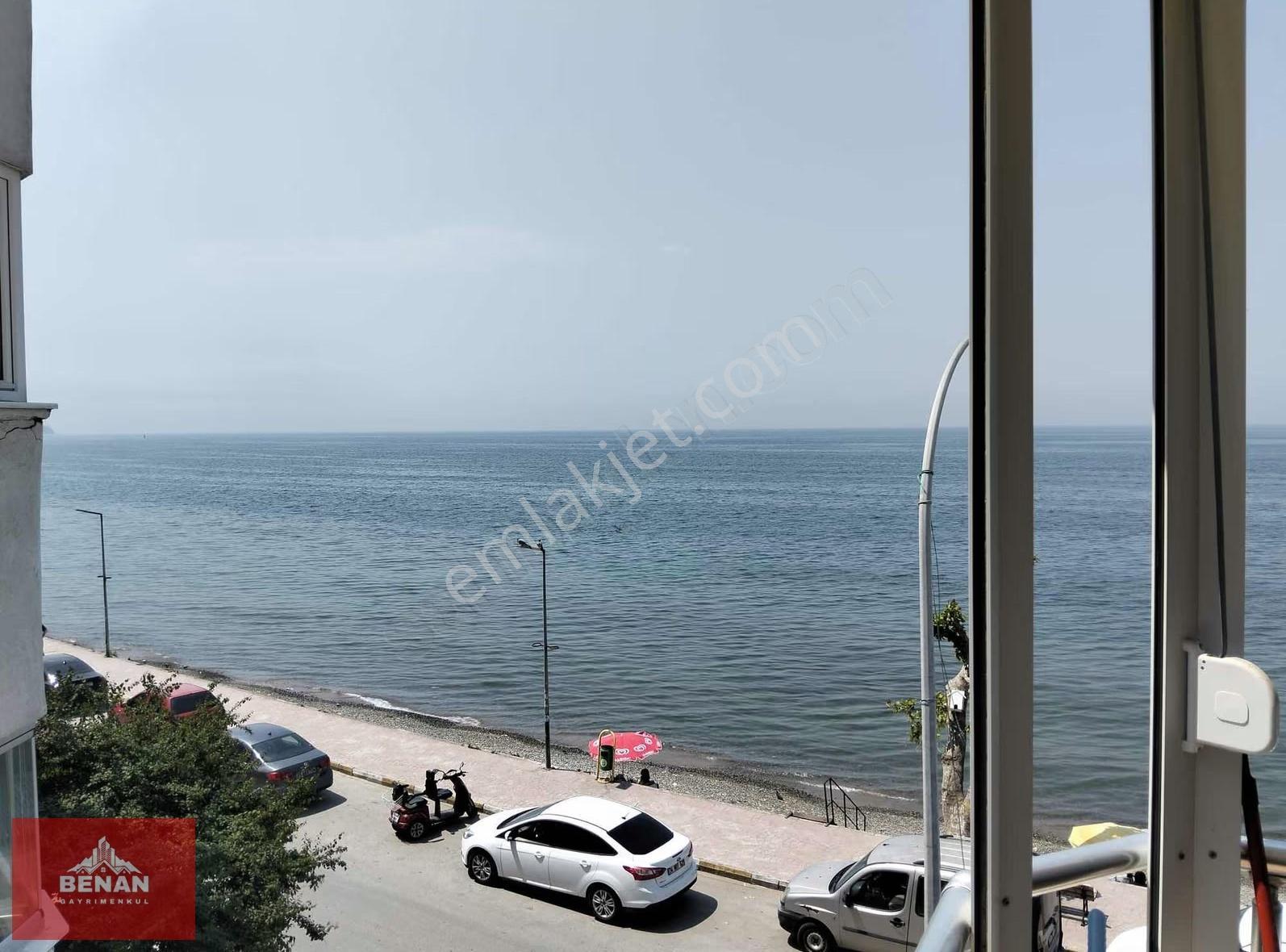 Çınarcık Merkezde Satılık Denize Sıfır Kaptan Köşkü 2+1 - Görsel 6