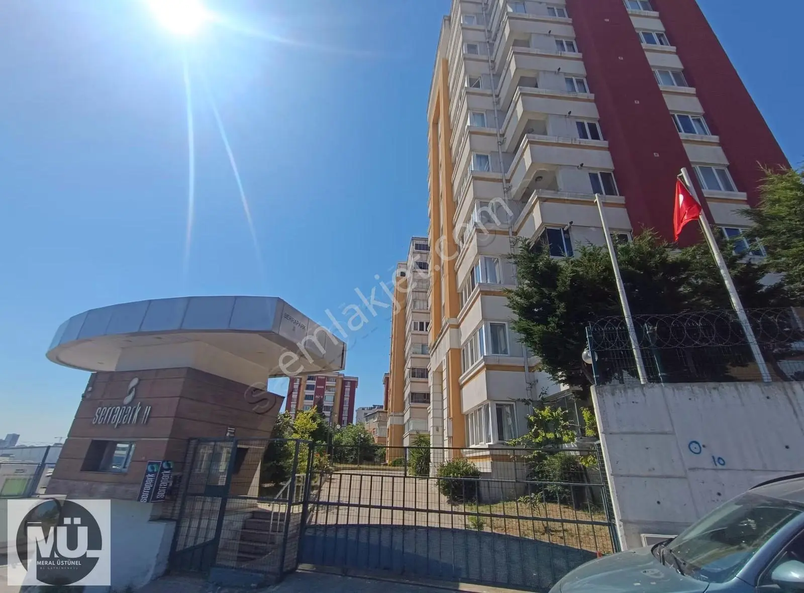 Kartal Cumhuriyet Mah. E-5 Metro Yakını 1+1 Eşyalı Kiralık Daire