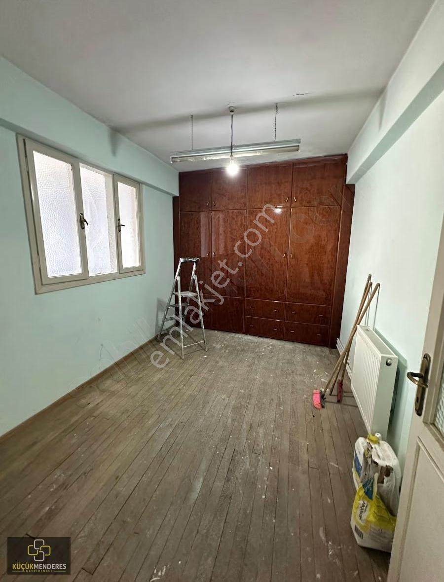Küçük Menderes Ödemiş Cumhuriyet Mh Doğlgazlı Kiralık Daire - Görsel 11