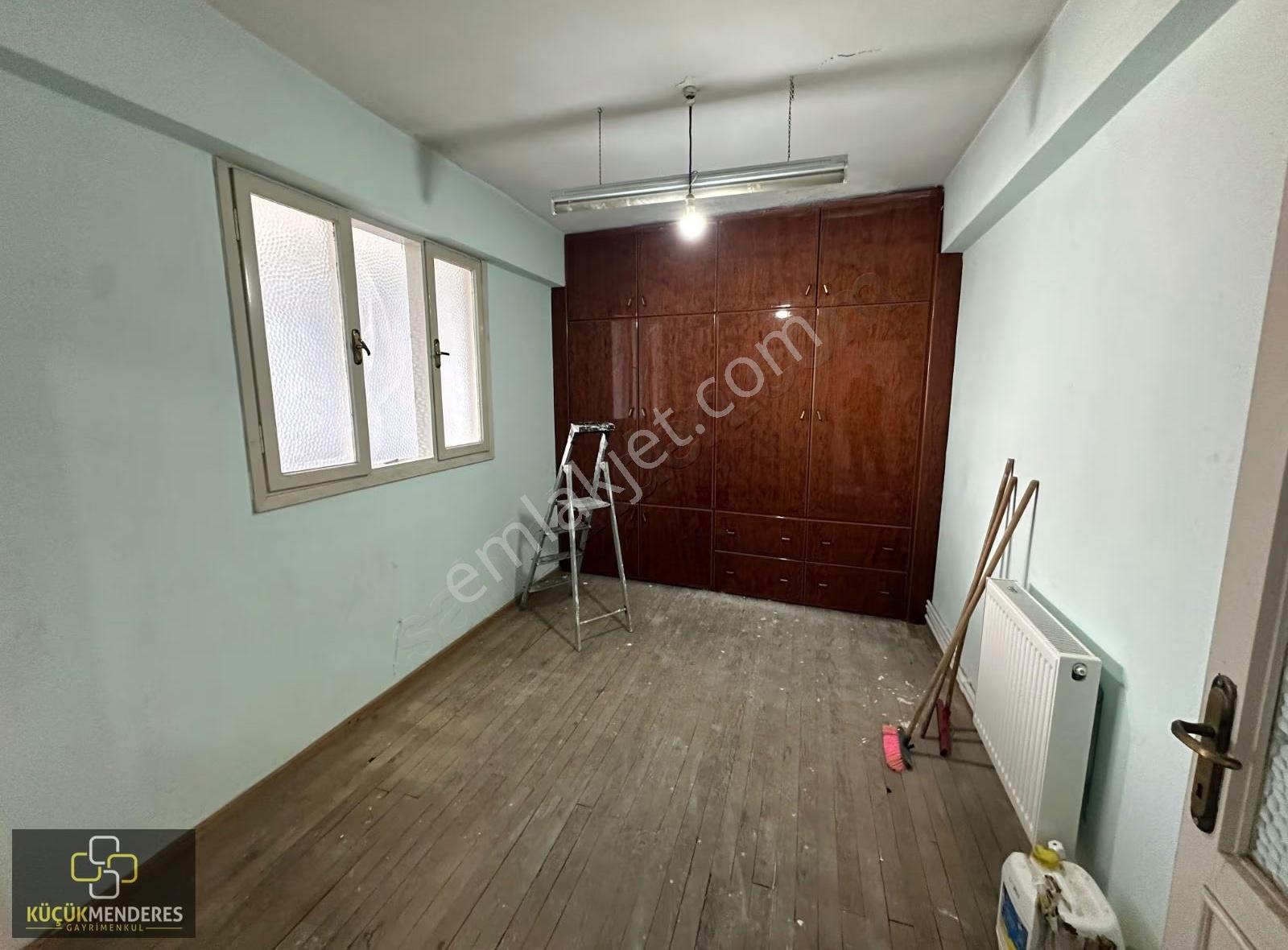 Küçük Menderes Ödemiş Cumhuriyet Mh Doğlgazlı Kiralık Daire - Görsel 5