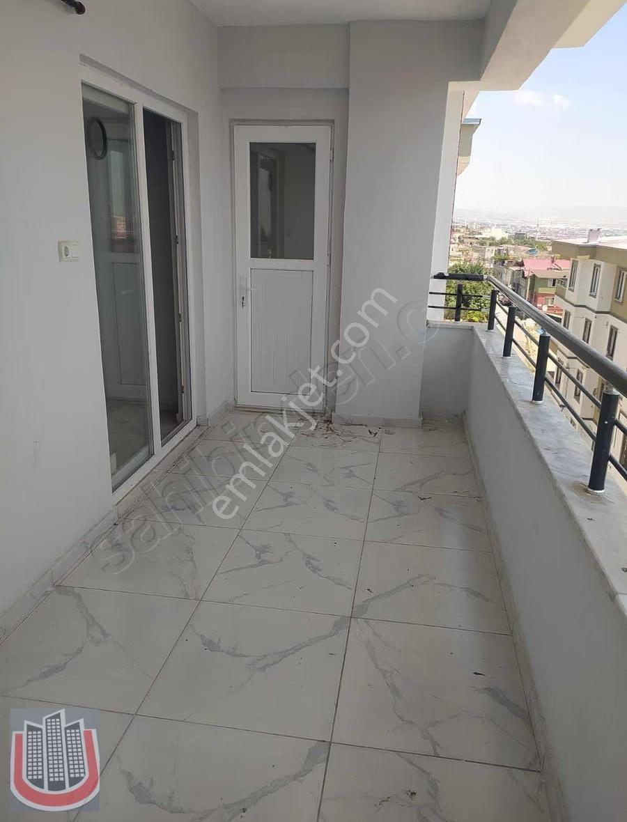Kiralık Baştan İtibaren Az Hasarlı Daire 2+1 - Görsel 7
