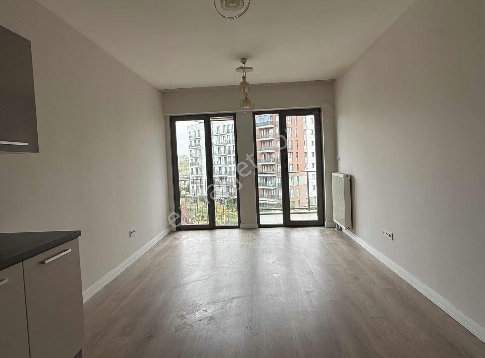 Suryapı Gölbahçe Uzmanı Suna Çakmak'tan Kiralık - Görsel 13