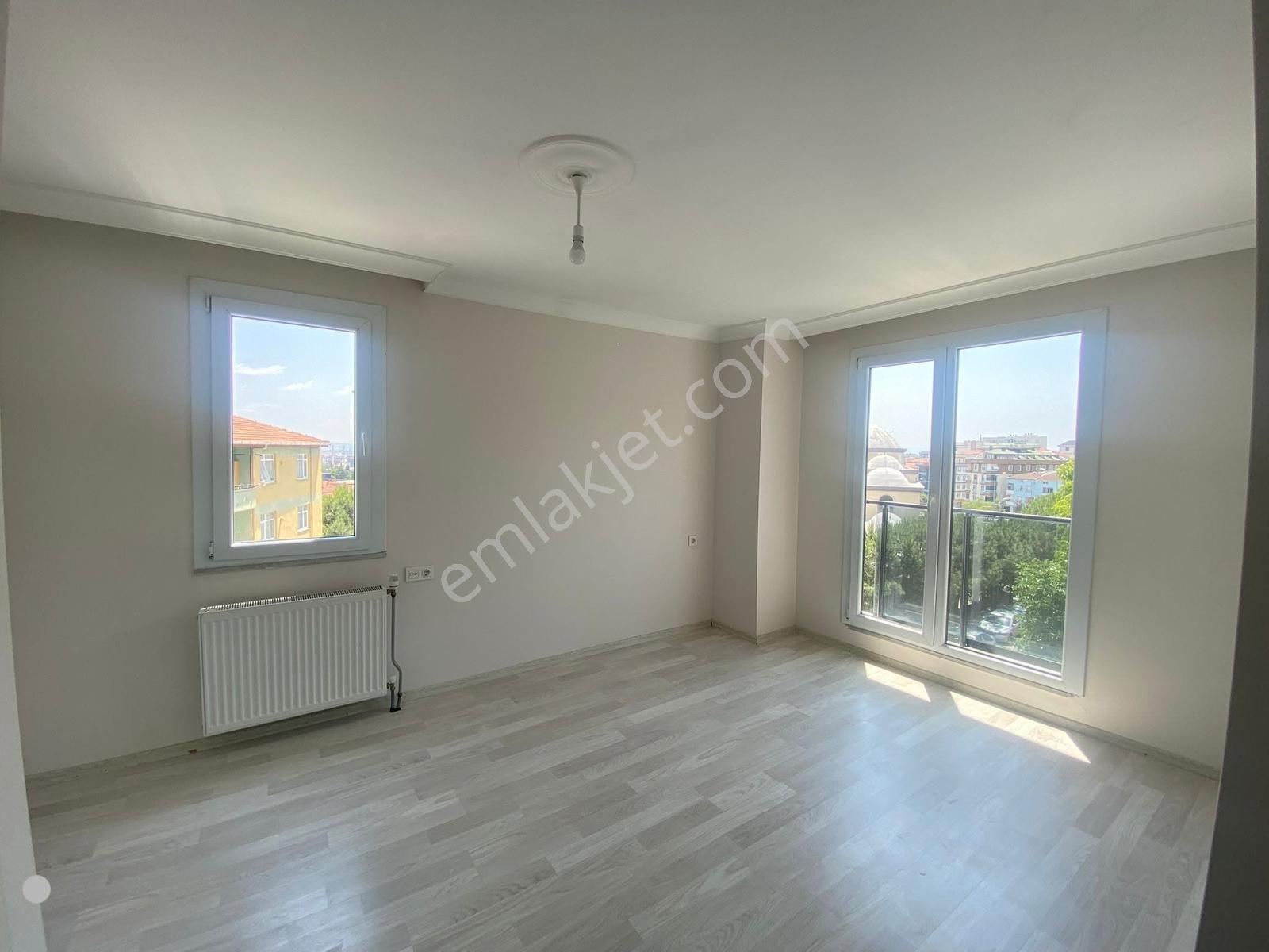 Semra Hanım Konaklarında Geniş 2+1 Ebeveyn Banyolu Kiralık Daire - Görsel 3